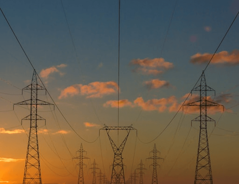 Panneaux solaires et éolienne